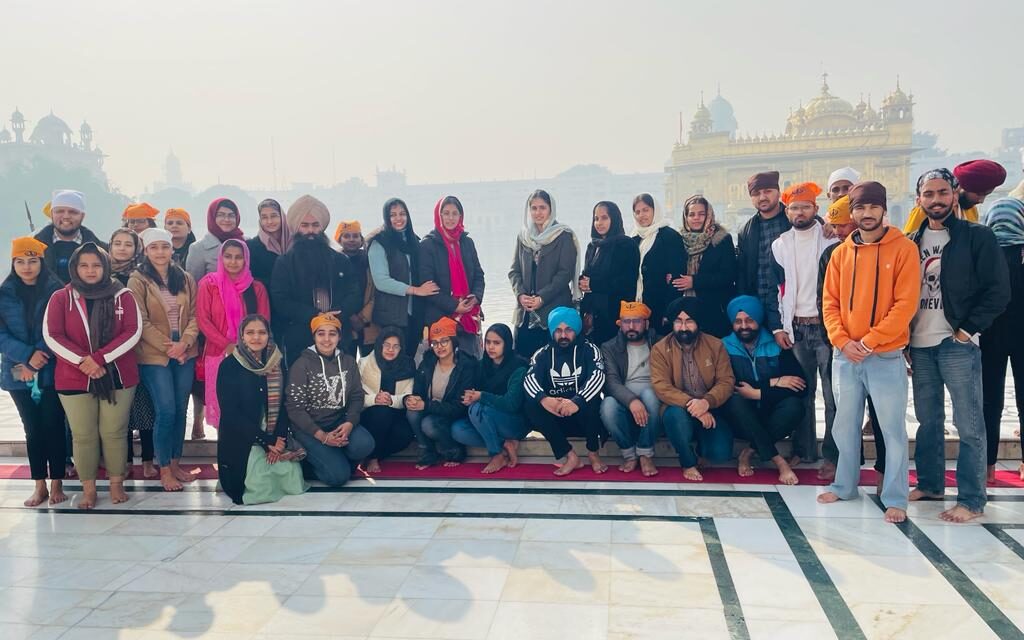 Students of GNA University Visited Sri Amritsar Sahib